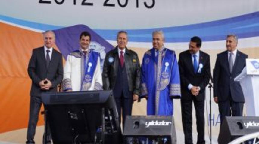 T&uuml;rk Hava Kurumu &Uuml;niversitesi, Yeni Akademik Yıla T&ouml;renle Girdi