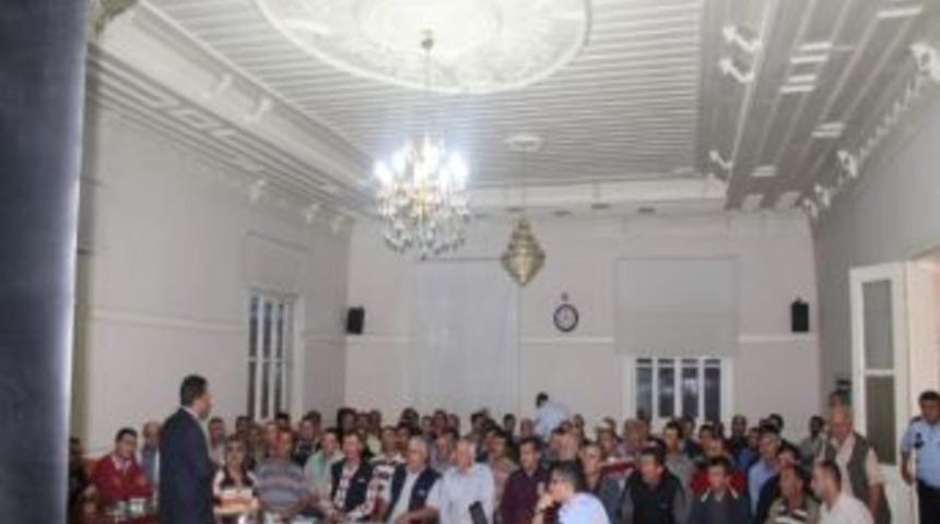 Zabıtalar Pazarcı Esnafını Bilgilendirdi