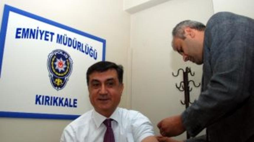 Kırıkkale'de Emniyet Personeline Grip Aşısı Yapıldı