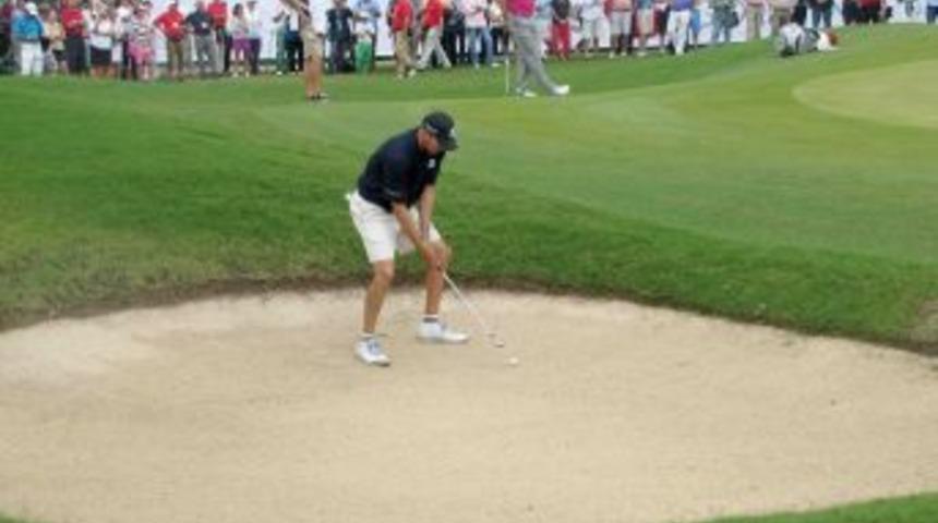 Olaylı Başlayan Profesyonel Golf Turnuvası Devam Ediyor