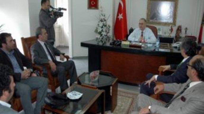 Gazeteciler Cemiyeti'nden Emniyet M&uuml;d&uuml;r&uuml; Naci Kuru'ya Ziyaret