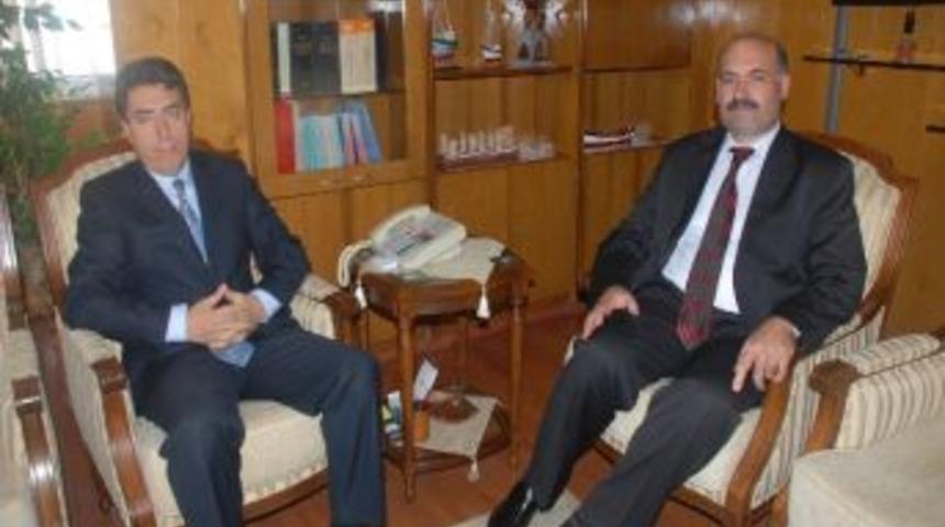 &Ccedil;ad B&uuml;y&uuml;kel&ccedil;isi, Sinop Valisi'ni Ziyaret Etti