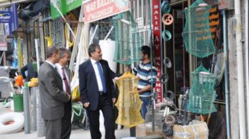 &Ccedil;akır Niyazi Mısri&rsquo;yi gezdi