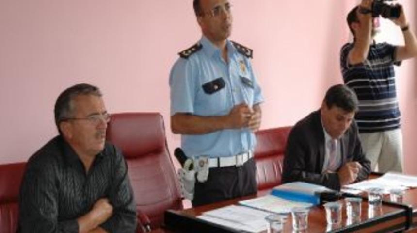 Karaman&rsquo;da Okul Servis Şof&ouml;rleri Bilgilendirildi