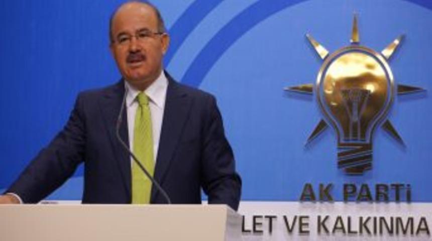 H&uuml;seyin &Ccedil;elik: Davutoğlu&rsquo;nun Zekasının Zekatı Kılı&ccedil;daroğlu&rsquo;na Bir &Ouml;m&uuml;r Yeter