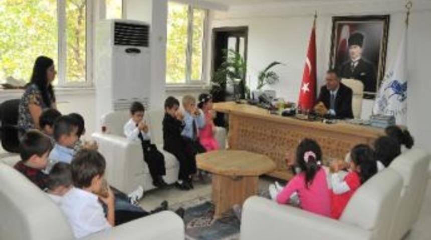 Anasınıfı &Ouml;ğrencilerinden Başkan Oğula&rsquo;a Ziyaret