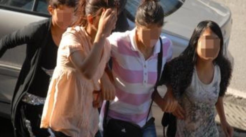 Evlerden Hırsızlık Zanlısı 9 Kişi Adliyede