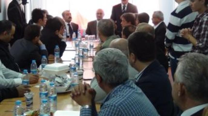 Elmadağ'da Sanayiciler Tapularına Kavuştu