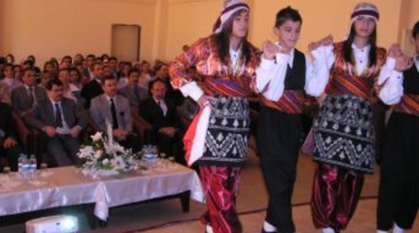 Hizmet İ&ccedil;i Eğitimini Tamamlayanlara Sertifikaları Verildi