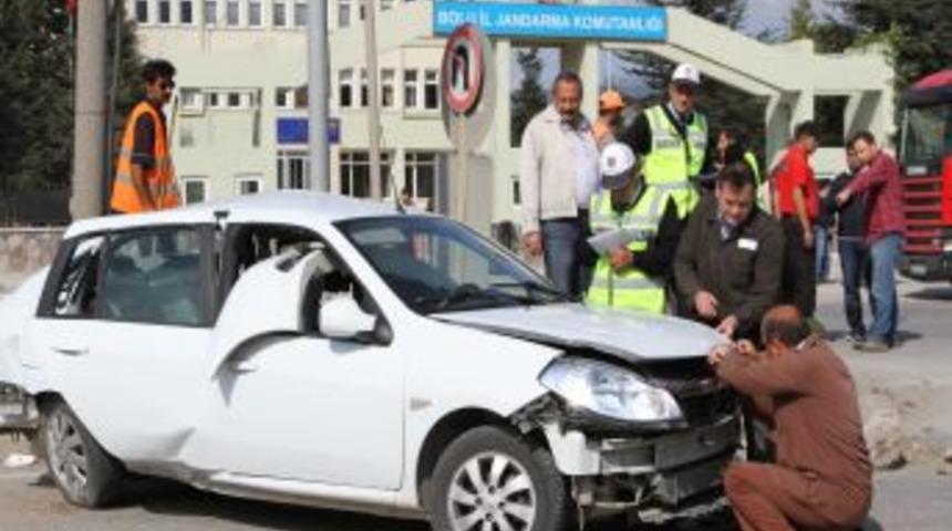 Jandarma Komutanlığı &Ouml;n&uuml;ndeki Kazada 1 Kişi Hayatını Kaybetti