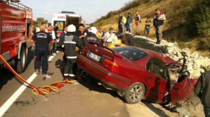 Karasu'da Bir Kişi Araç Içinde Sıkışarak Can Verdi