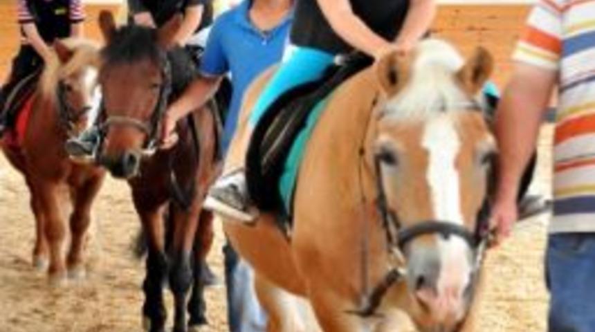 Atlı Spor&rsquo;da Pony Okulu Eğitimi Başladı