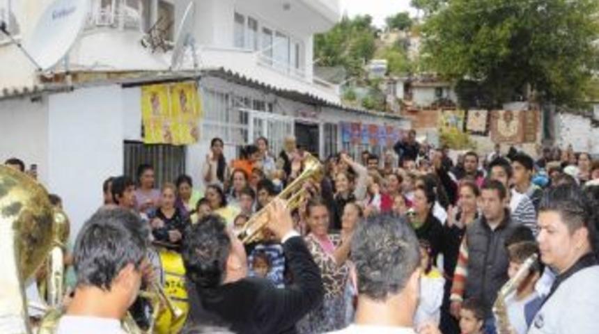 3. Kuşadası Kardeş Kentler Festivali 12-14 Ekim&rsquo;de Yapılacak