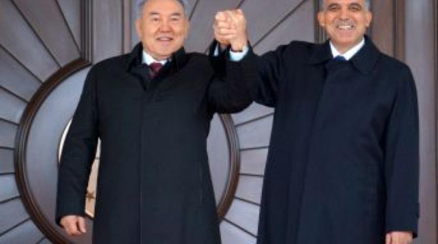 Kazakistan Cumhurbaşkanı&rsquo;na &Ccedil;ankaya K&ouml;şk&uuml;&rsquo;nde Sıcak Karşılama