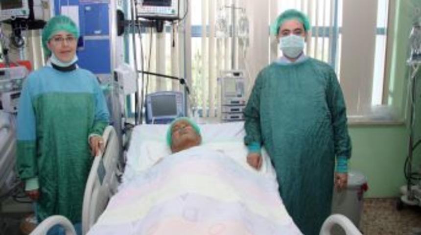 Muayene Sırası Beklerken Kalbi Durdu, Zamanında M&uuml;dahaleyle Hayata D&ouml;nd&uuml;