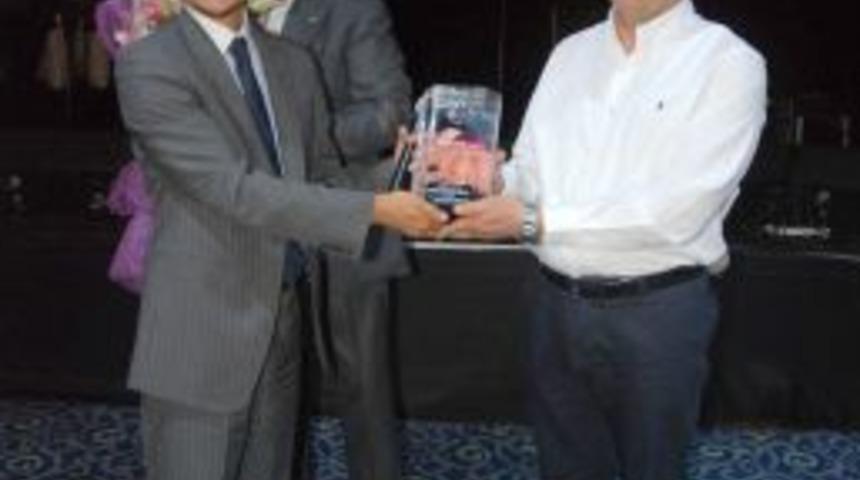 Kavuklar Otomotiv T&uuml;rkiye&rsquo;nin En Iyi Bayisi Se&ccedil;ildi