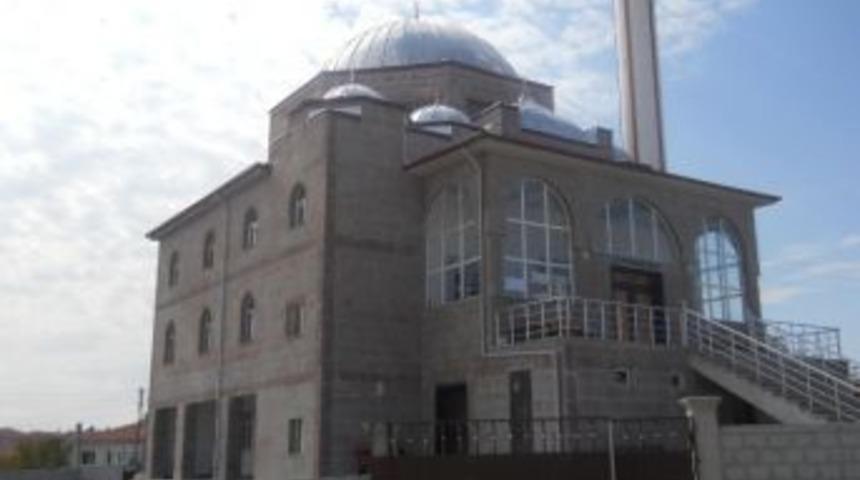 Kamann&rsquo;da Hz. Ebubekir Camii İbadete A&ccedil;ıldı