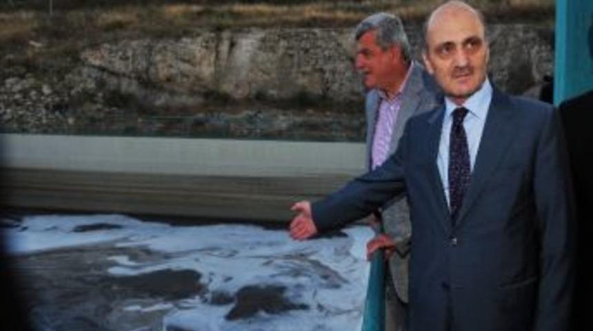 &Ccedil;evre Ve Şehircilik Bakanı Erdoğan Bayraktar: