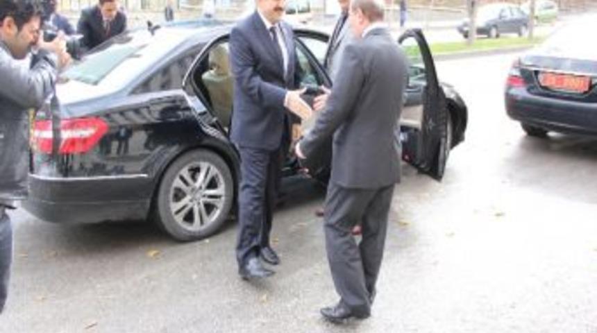 Sayıştay Başkanı Akyel&rsquo;den Erzurum Valisine Ziyaret