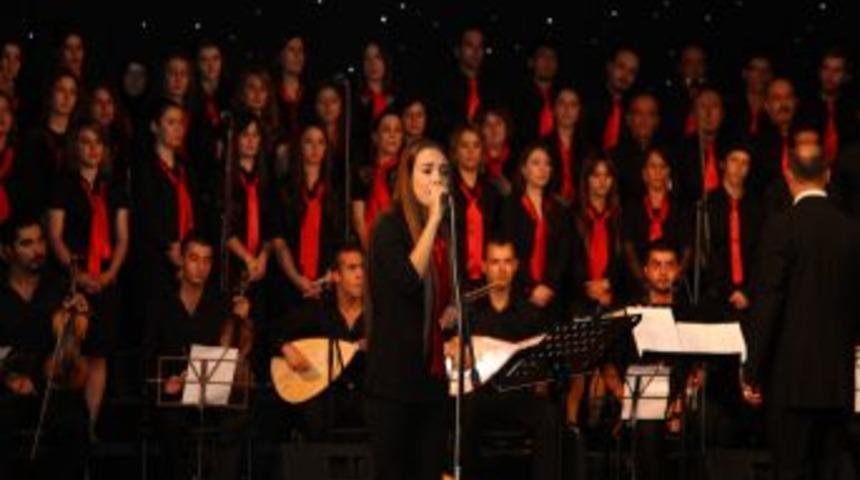 Bozkırın Tezenesi&rsquo;nin T&uuml;rk&uuml;leri Gaziantep&rsquo;te Yankılandı