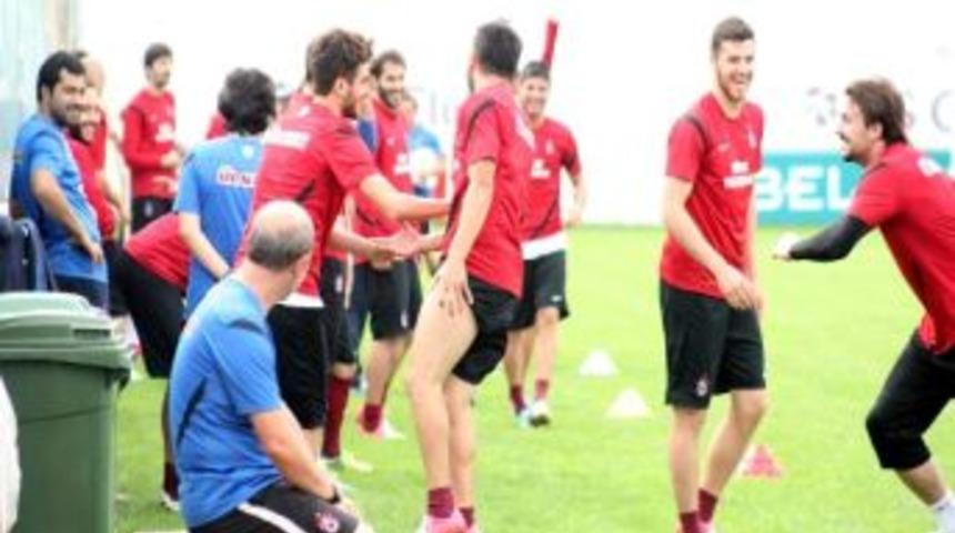 Trabzonspor Beşiktaş Ma&ccedil;ı Hazırlıklarını S&uuml;rd&uuml;r&uuml;yor