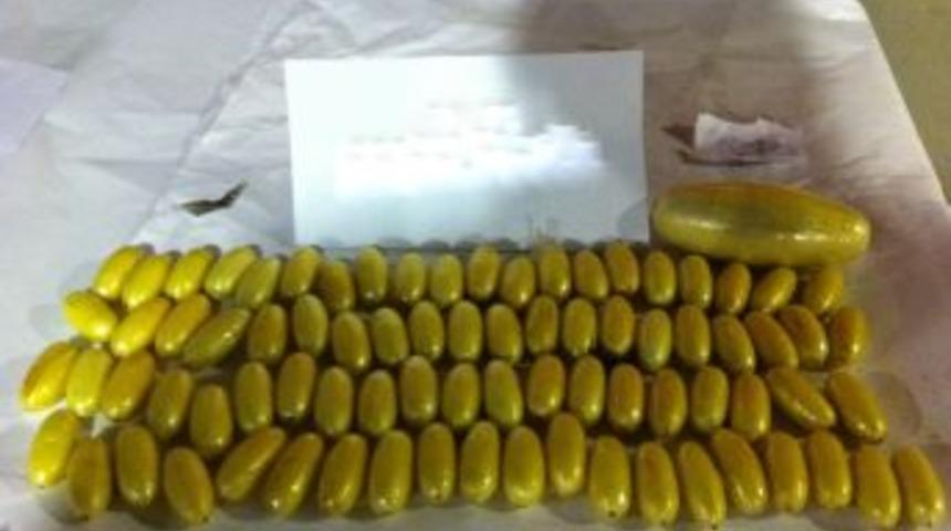 Uyuşturcuyu Midelerinde Taşıdılar