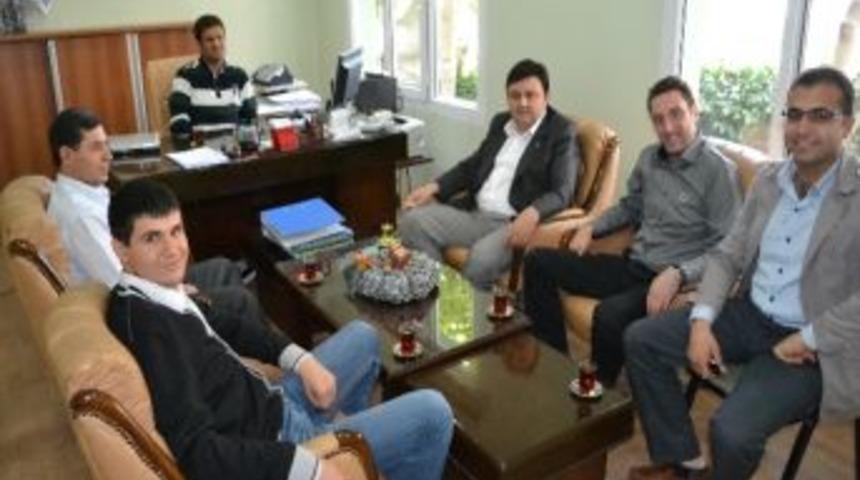 Ak Parti Y&ouml;netimi Yeni Orman İşletme Şefini Ziyaret Etti