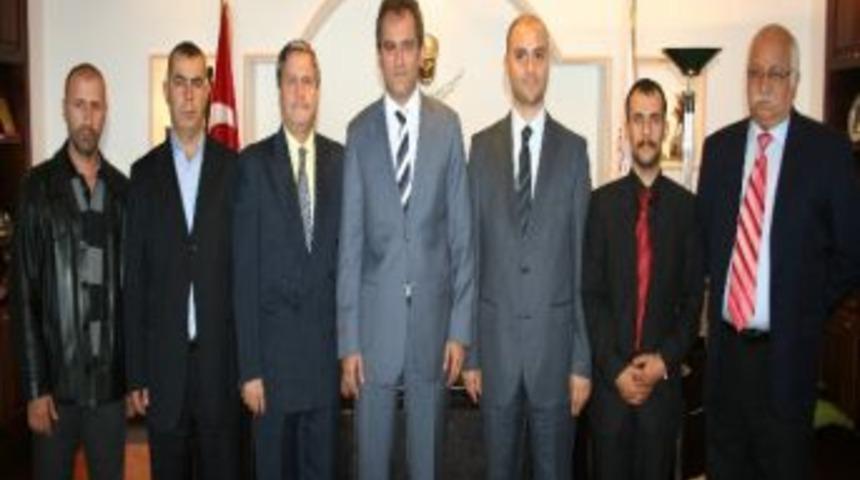 Mhp&rsquo;den, Be&uuml; Rekt&ouml;r&uuml; Prof. Dr. &Ouml;zer&rsquo;e Ziyaret