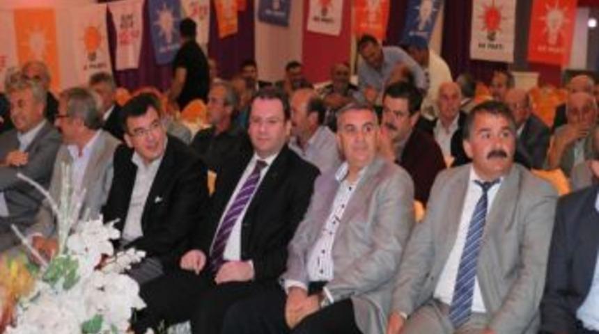 Başkan To&ccedil;oğlu Ak Parti Arifiye İl&ccedil;e Danışma Meclisi Toplantısına Katıldı