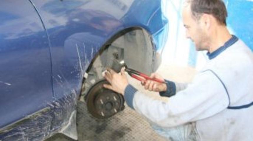 Arabalar Kış Şartlarına Hazırlanmaya Başlanmalı