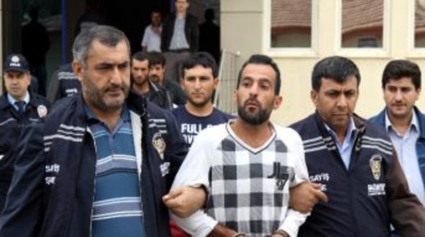 Telefonla Dolandırıcılık Yapan 3 Kişi Yakalandı