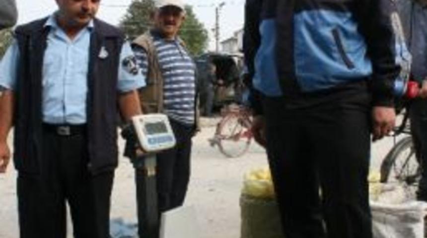 D&uuml;zce Zabıtası Denetimde