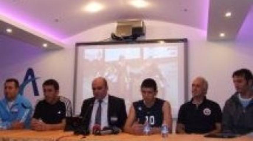 Kayseri'li Basketbolcuların Başarısı