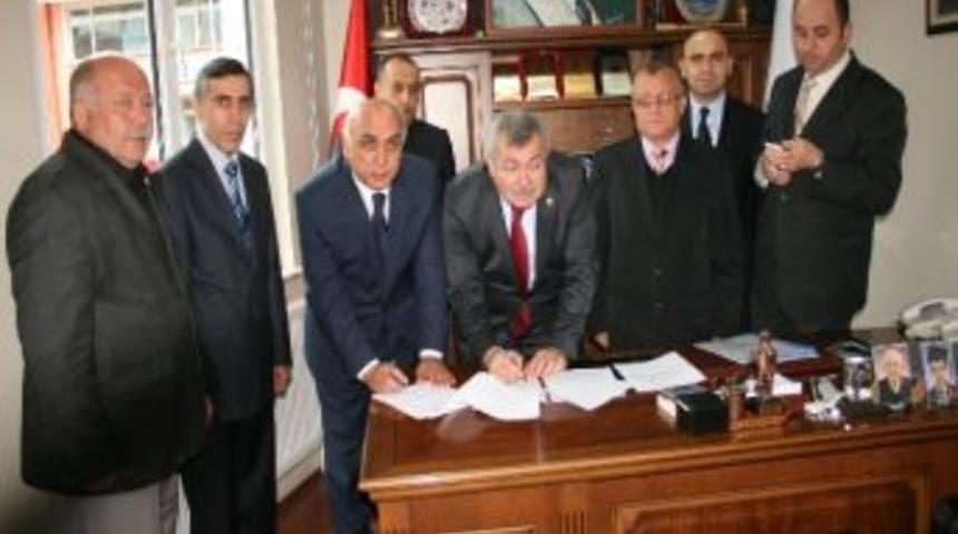 Belediye Yurtkur'a 15 Adet Binayı Tahsis Etti