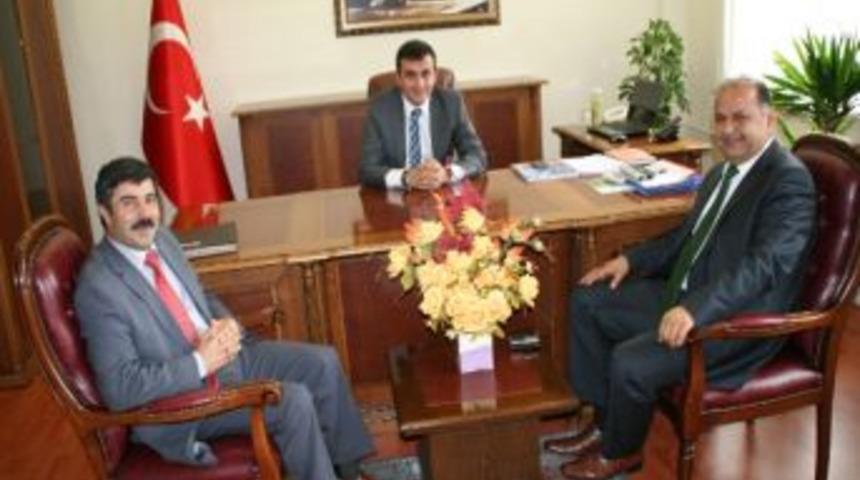 Milli Eğitim M&uuml;d&uuml;r&uuml; &Ouml;zbek&rsquo;ten Devrek Kaymakamı Akbay&rsquo;a Ziyaret