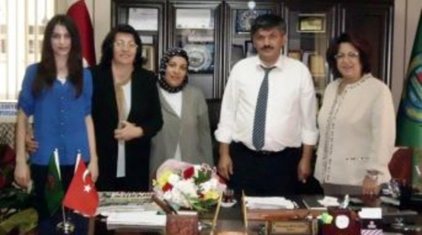 Ak Parti Tepebaşı Kadın Kollarından Tepebaşı Ziraat Odası'na Ziyaret