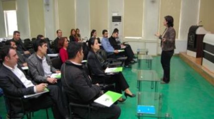 İlk &Uuml;r&uuml;nlerini Başkan Fadıloğlu&rsquo;na Tanıttı