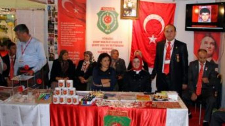 Şehit Ve Gazi Aileleri Derneği Stant A&ccedil;tı