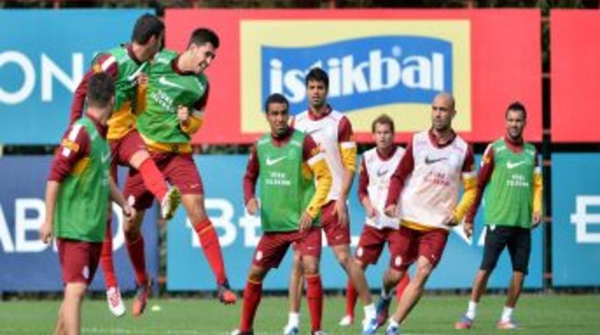 Galatasaray'da Hazırlıklar S&uuml;r&uuml;yor