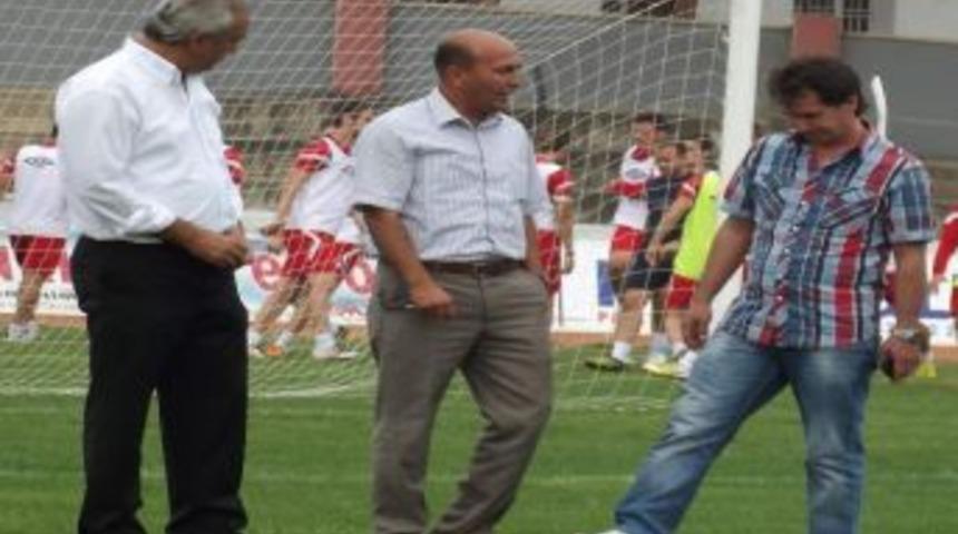 Adnan Menderes&rsquo;in Zeminine Dolgu Yapıldı