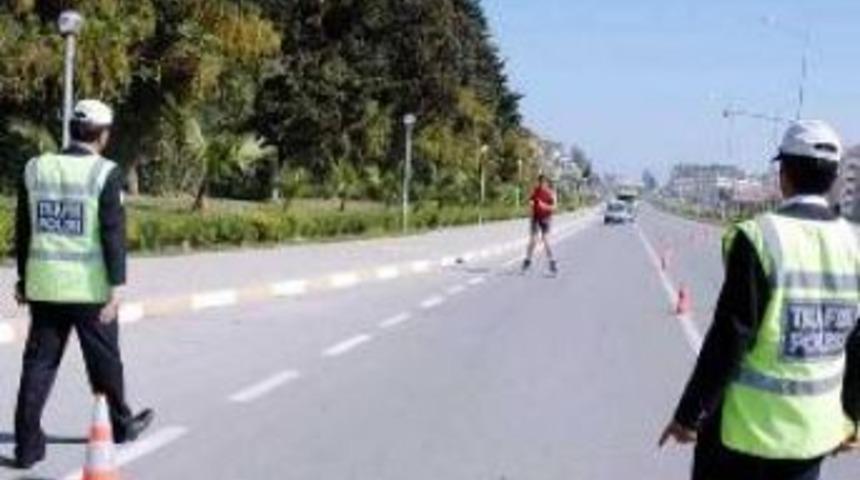 Emniyet'ten trafik denetlemeleri