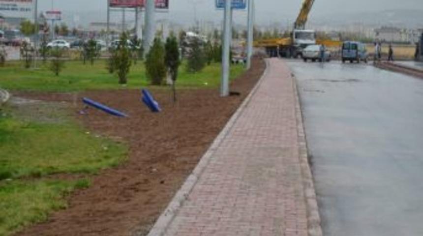 Ş&uuml;pheli Paket Korkuya Neden Oldu