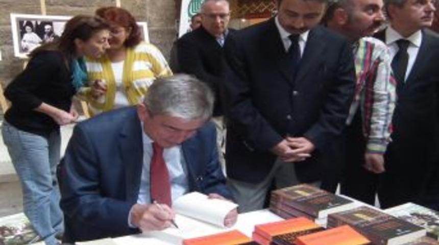 Edirne Kitap Fuarı A&ccedil;ıldı