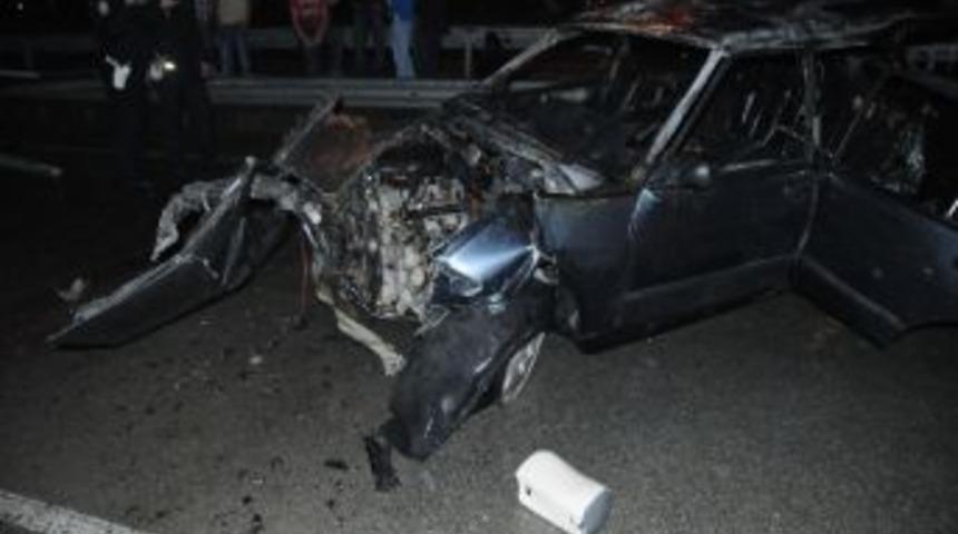 Giresun&rsquo;da Trafik Kazası: 2 &Ouml;l&uuml;, 2 Yaralı