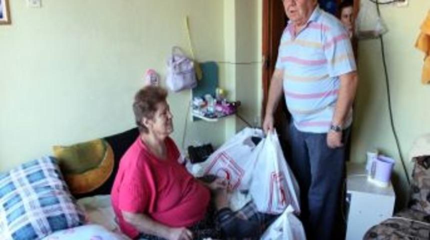 Salihli Kızılay&rsquo;dan Anlamlı Yardım