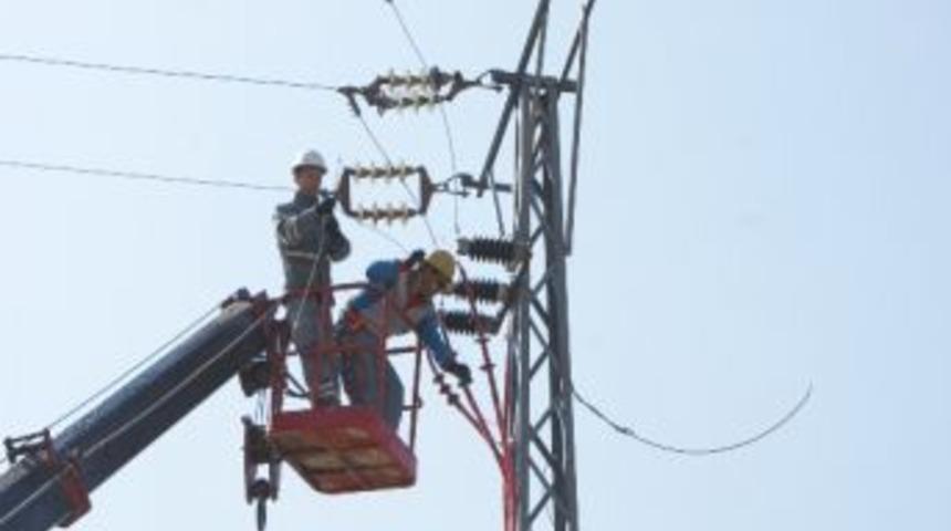 Pazar G&uuml;n&uuml; Elektrikler Kesilecek