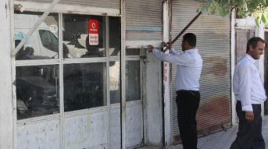 Ak&ccedil;akale&rsquo;de Hayatını Kaybedenler İ&ccedil;in Lokum Dağıtıldı