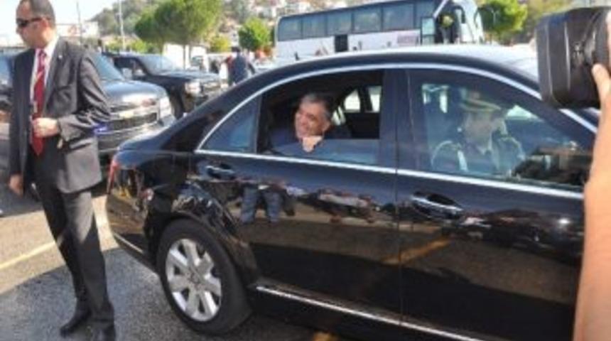 Cumhurbaşkanı G&uuml;l'den Fenerbah&ccedil;eli Taraftara Espri