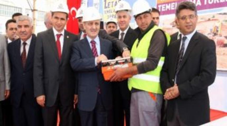 Uşak&rsquo;taki Kentsel D&ouml;n&uuml;ş&uuml;m Projesinin Temeli Atıldı