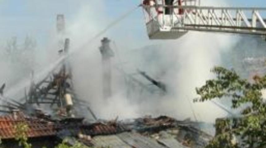 Bucak&rsquo;ta Yangın